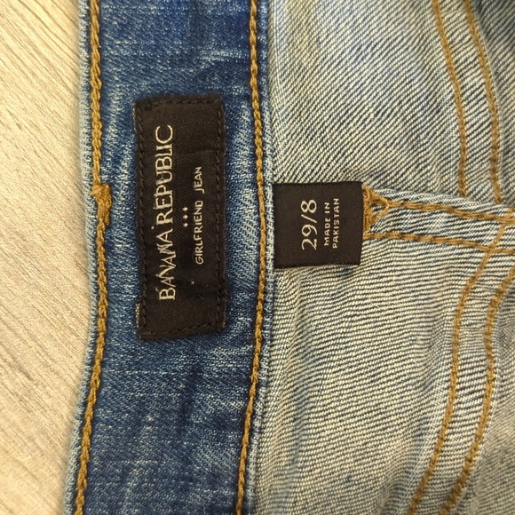 Banana Republic Girlfriend Jeans - Picture 3 of 5